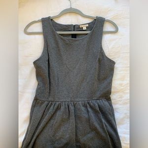 Heather Gray Gap Sleeveless Pleated Dress with Pockets - Size XS